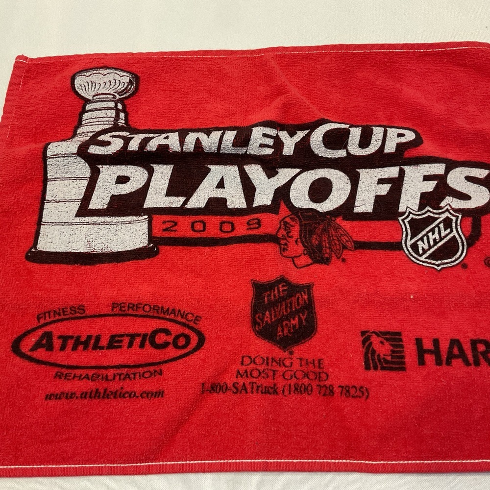 Chicago Blackhawks 2009 Stanley‎ Cup Playoffs Red Rally Towel NHL Stadium Promo